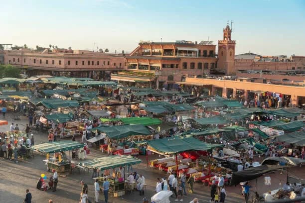 Traslado Aeropuerto Marrakech: Servicio Privado Hasta Tu Riad U Hotel en Marrakech, Marruecos - experiencia premium con Itinerance Plus