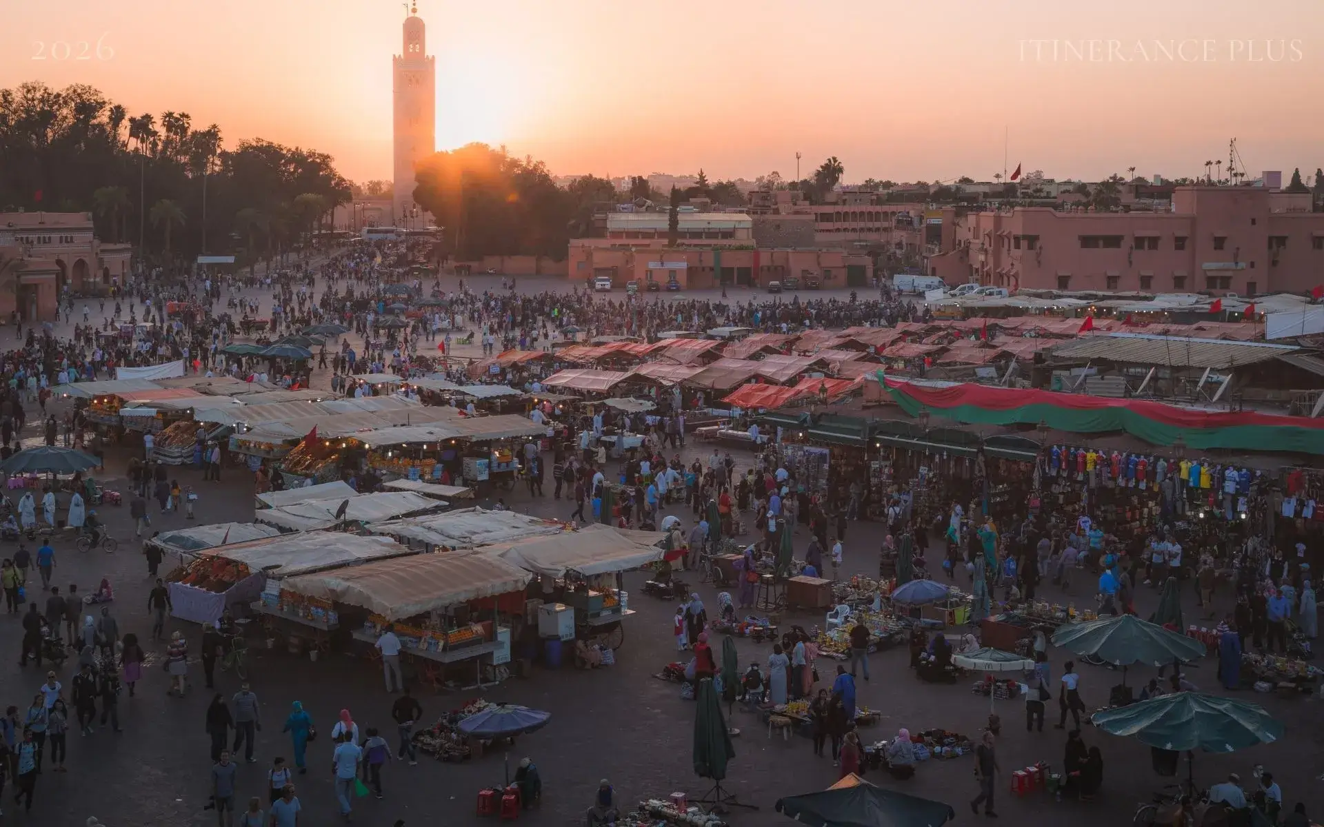 Quel secret cache l'incroyable métamorphose de Jemaa el-Fna au crépuscule ?
