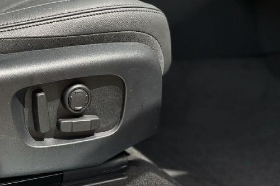 Découvrez la Range Rover Évoque R Dynamique : le SUV compact et puissant !